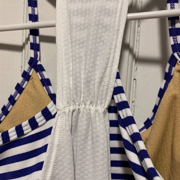 lululemon~ NWT!!~ (Retail: $64) No Limits Tank - Picture 9 of 15